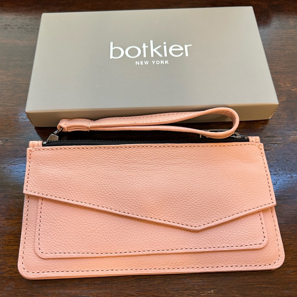 Botkier New York Peach Pink Wristlet Leather NWT